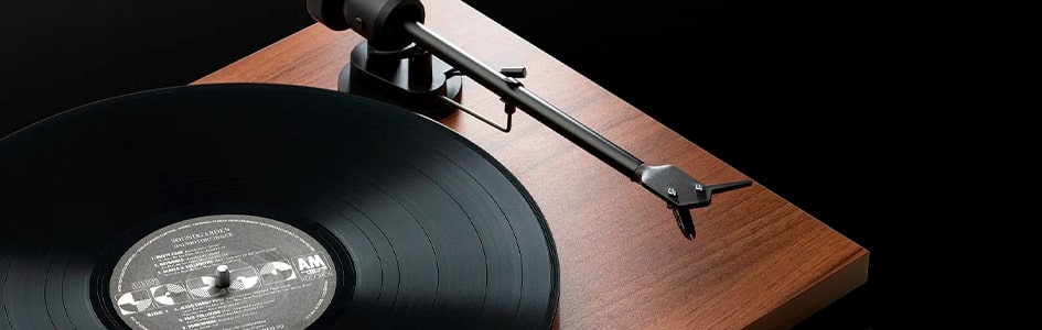 Pro-Ject Audio E1 Turntable